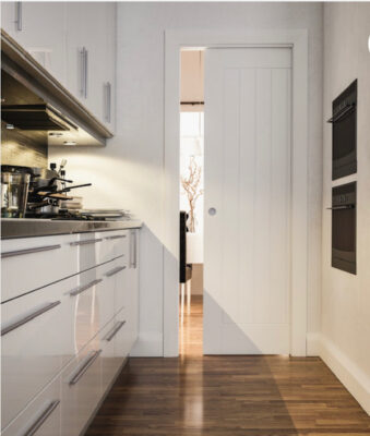 Single Door Kit + Handle & Doorjamb 125mm White Doorjamb + Satin Chrome Finish Hardware